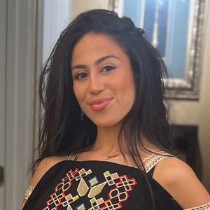 Meet your Posher, Imane